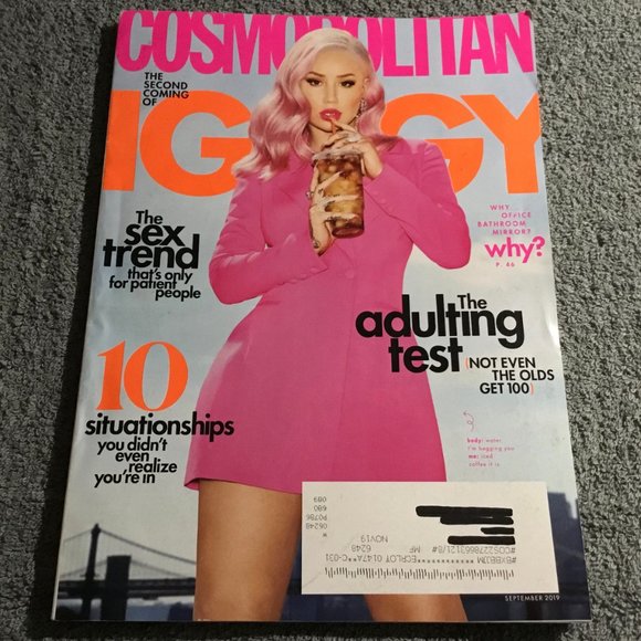 Cosmopolitan Magazine Bundle 2019 Edition - Picture 7 of 9